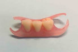 3 TOOTH DENTURE